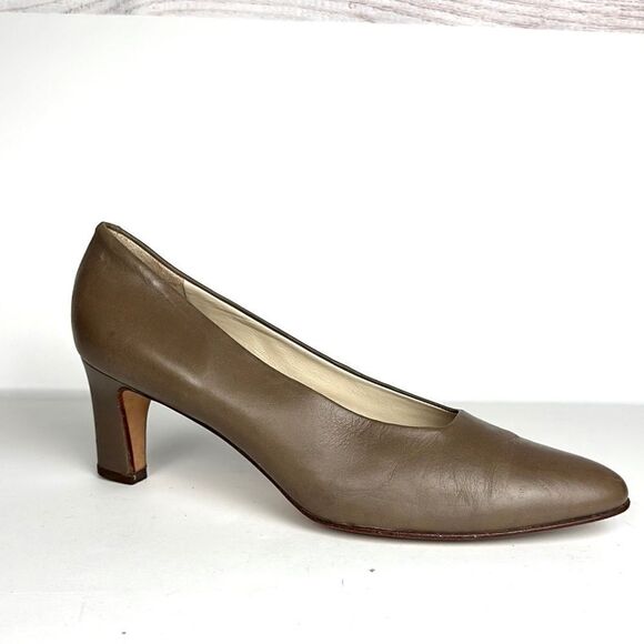 BALLY ROSEBUD Classic Leather Taupe Pumps Heels US 10 - Picture 2 of 14